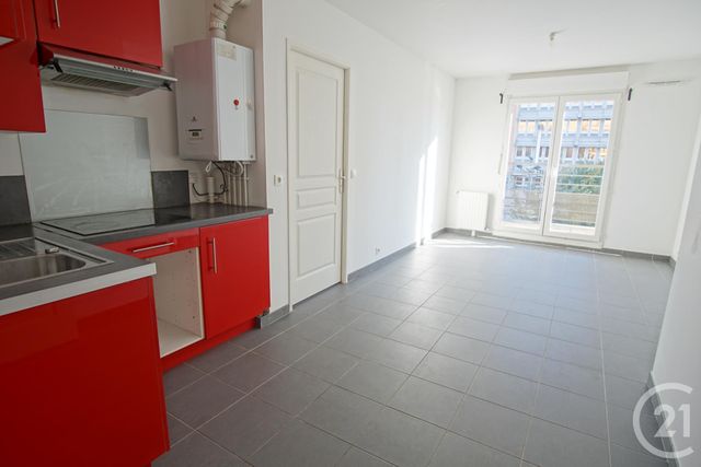 Appartement F2 à vendre - 2 pièces - 40.4 m2 - CHOISY LE ROI - 94 - ILE-DE-FRANCE - Century 21 Acv