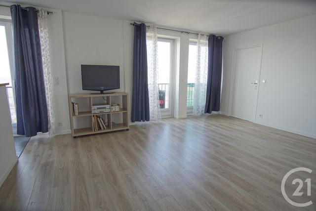 Appartement F2 à vendre - 2 pièces - 46.44 m2 - CHOISY LE ROI - 94 - ILE-DE-FRANCE - Century 21 Acv