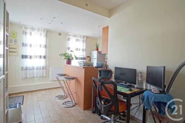 Appartement F1 à vendre - 2 pièces - 26.81 m2 - VILLENEUVE LE ROI - 94 - ILE-DE-FRANCE - Century 21 Acv