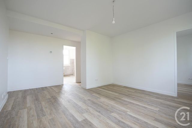 Appartement F4 à louer - 4 pièces - 66.69 m2 - THIAIS - 94 - ILE-DE-FRANCE - Century 21 Acv