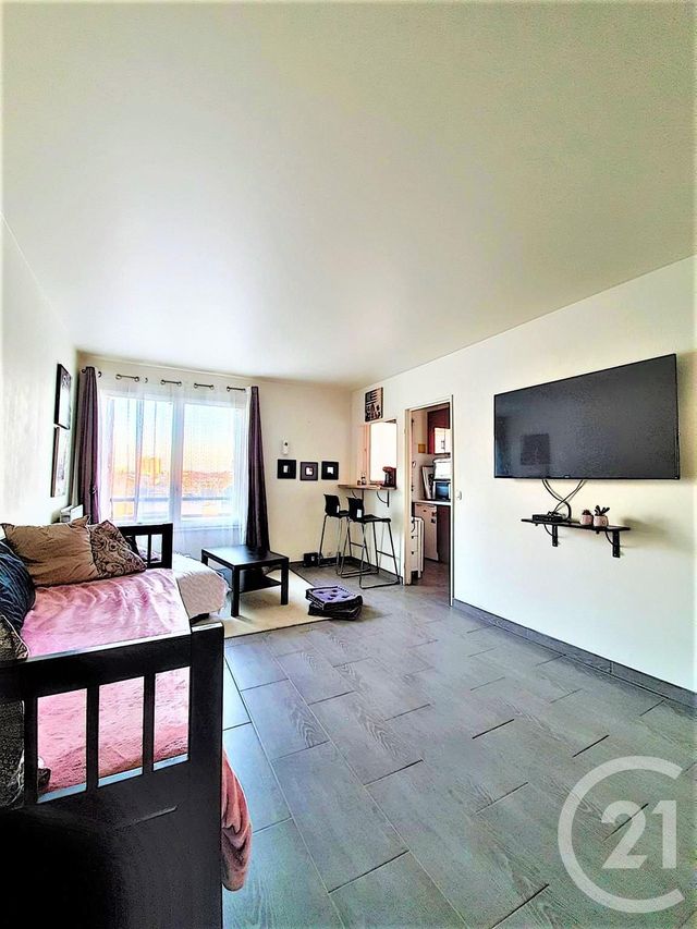 Appartement F1 à louer - 1 pièce - 30.2 m2 - CRETEIL - 94 - ILE-DE-FRANCE - Century 21 Acv